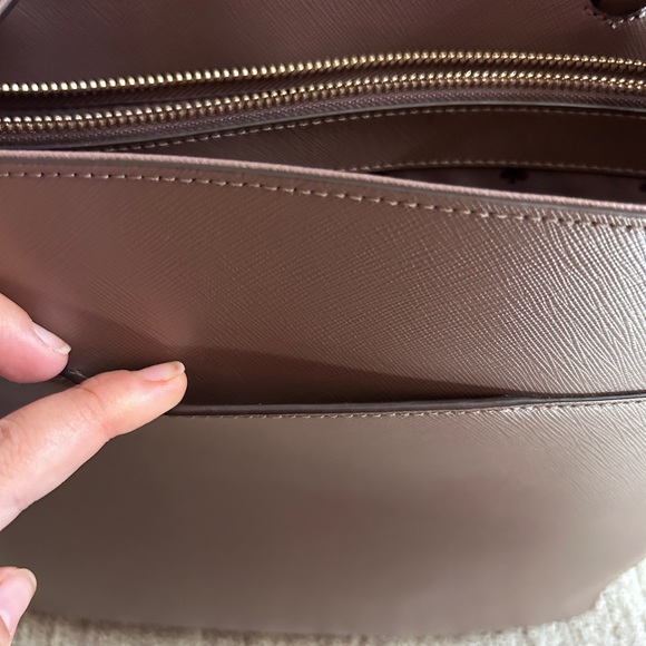 Large Kate Spade Tote - Picture 4 of 8